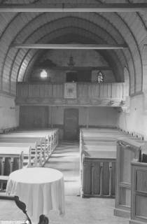 S2 Witt Nr. 207, Behrensen (KK Uslar), Kapelle, Innenraum nach Westen, Juni 1951, 1951