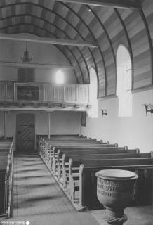 S2 Witt Nr. 307, Behrensen (KK Uslar), Kapelle, Innenraum nach Westen, Juni 1952, 1952