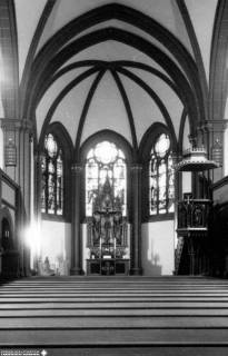 S2 Witt Nr. 1164, Bevern (KK Holzminden), Johannis-Kirche, Altarraum, Juni 1958, 1958