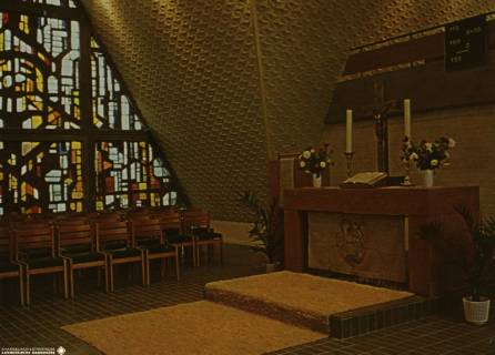 S2 A 112 Nr. 84, Brockum, (neue) Kirche, Altarraum, 1980, 1980
