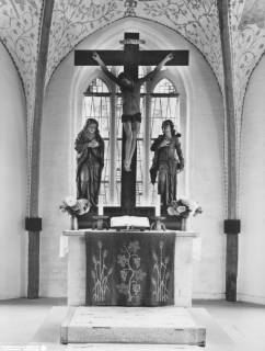 S2 Nr. 19089, Burgwedel, Petri-Kirche, Altar, um 1980, um 1980