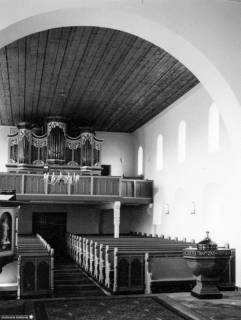 S2 Witt Nr. 1614, Lengede, Kirche, Innenansicht nach Westen, März 1962, 1962