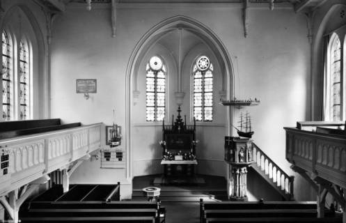 S2 Nr. 10093, Norderney, Insel-Kirche, Altarraum, 1956, 1956