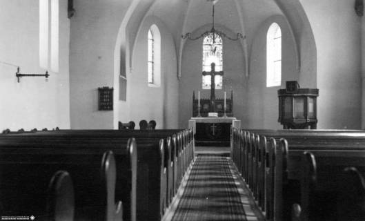 S2 Nr. 10242, Osterwald, Kirche, Altarraum, 1942, 1942