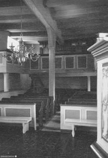S2 Witt Nr. 1329, Evensen, Kirche, Innenraum nach Westen, September 1959, 1959