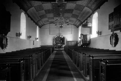 S2 Nr. 8382, Filsum, Paulus-Kirche, Innenraum nach Osten, um 1978, um 1978