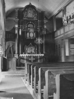 S2 Nr. 2036, Groß Munzel, Michaelis Kirche, Altarraum vor Renovierung, 1953, 1953