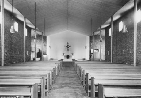 S2 Nr. 17.557, Nienburg, Michael-Kirche, Innenansicht nach Osten, um 1950, um 1950