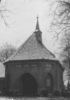 S2 A 46 Nr. 49, Osterode, Johannes-Kapelle (Friedhof), 1950, 1950