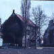 Landeskirchliches Archiv Hannover, LKArchivH_Sammlung Mewes1_013, Hannover, Pfarrhaus an der Feuerwehrstr. während des Abrisses der Garnisonkirche Hannover, 1960 (Diasammlung Mewes)