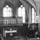 Landeskirchliches Archiv Hannover, S2 Nr. 3833, Betzendorf, Ev.-luth. St. Peter und Paul-Kirche, Altarraum mit Flügelaltar, 1951